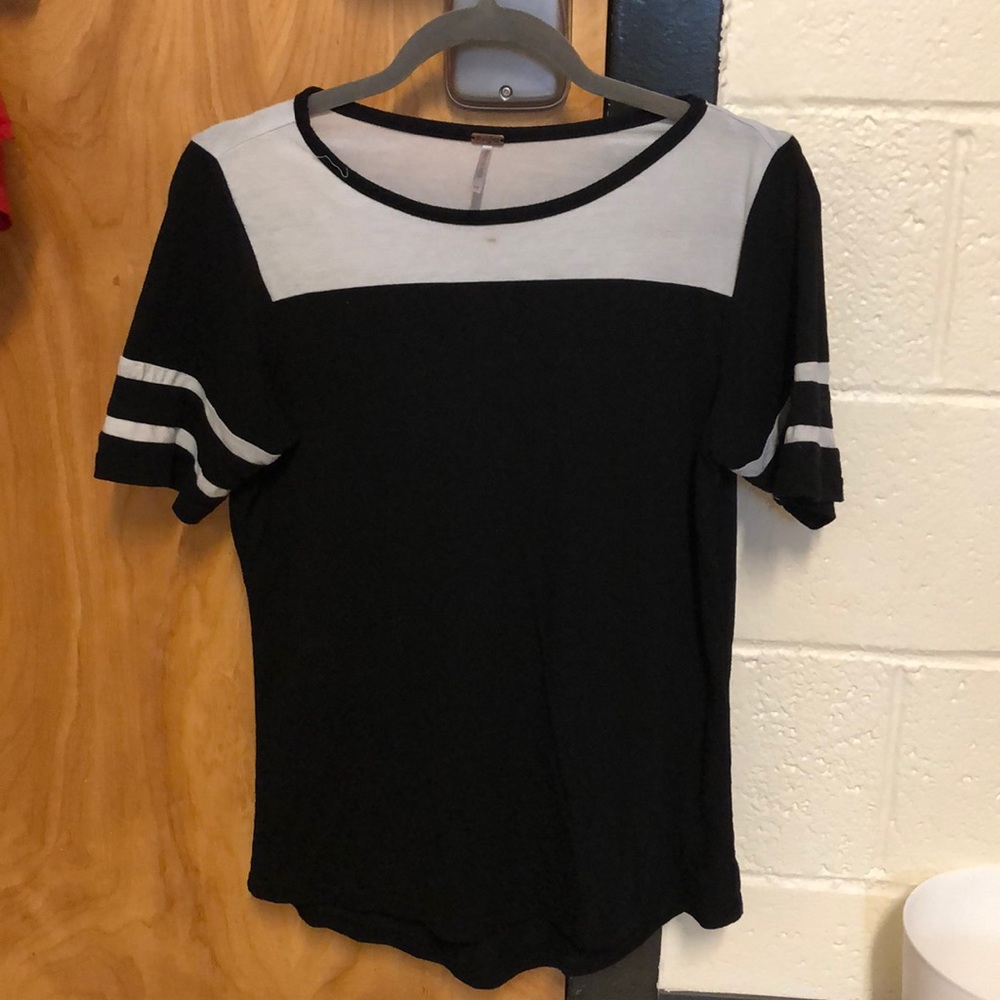 Cute Black/White Tee shirt